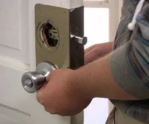 Miami Locksmith Store Miami, FL 305-894-9388 - locksmith-12